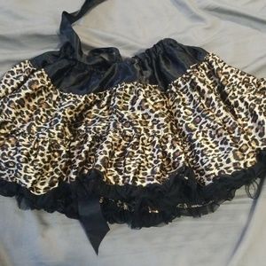 Leopard Print Peti Skirt